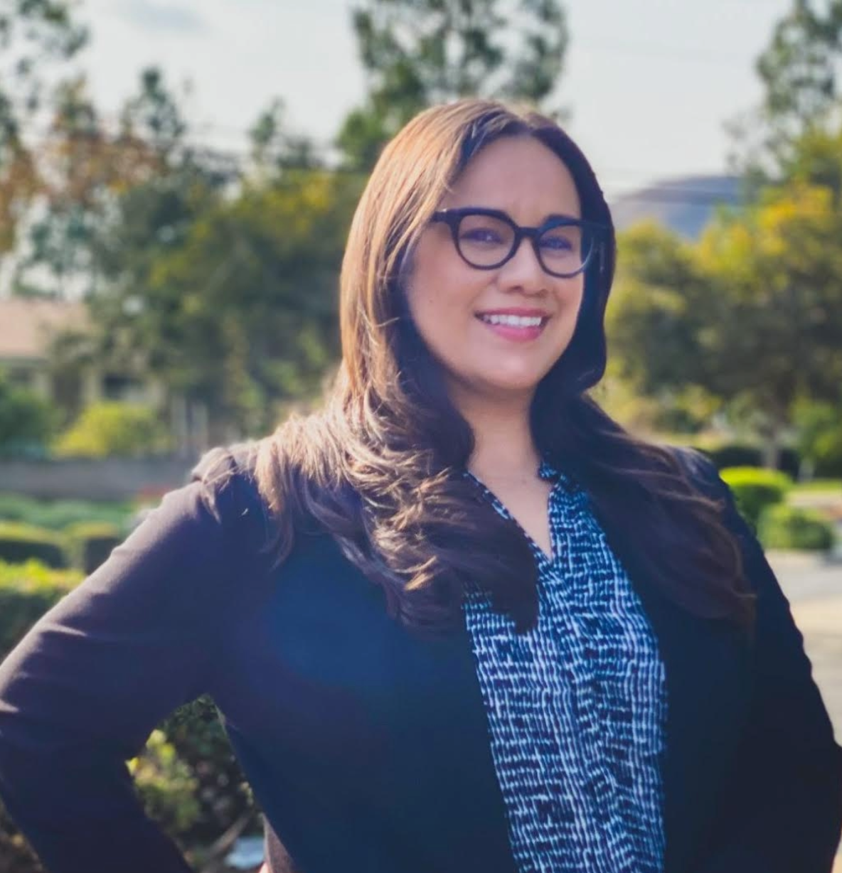 MEET JULIE ANN SOWARDS